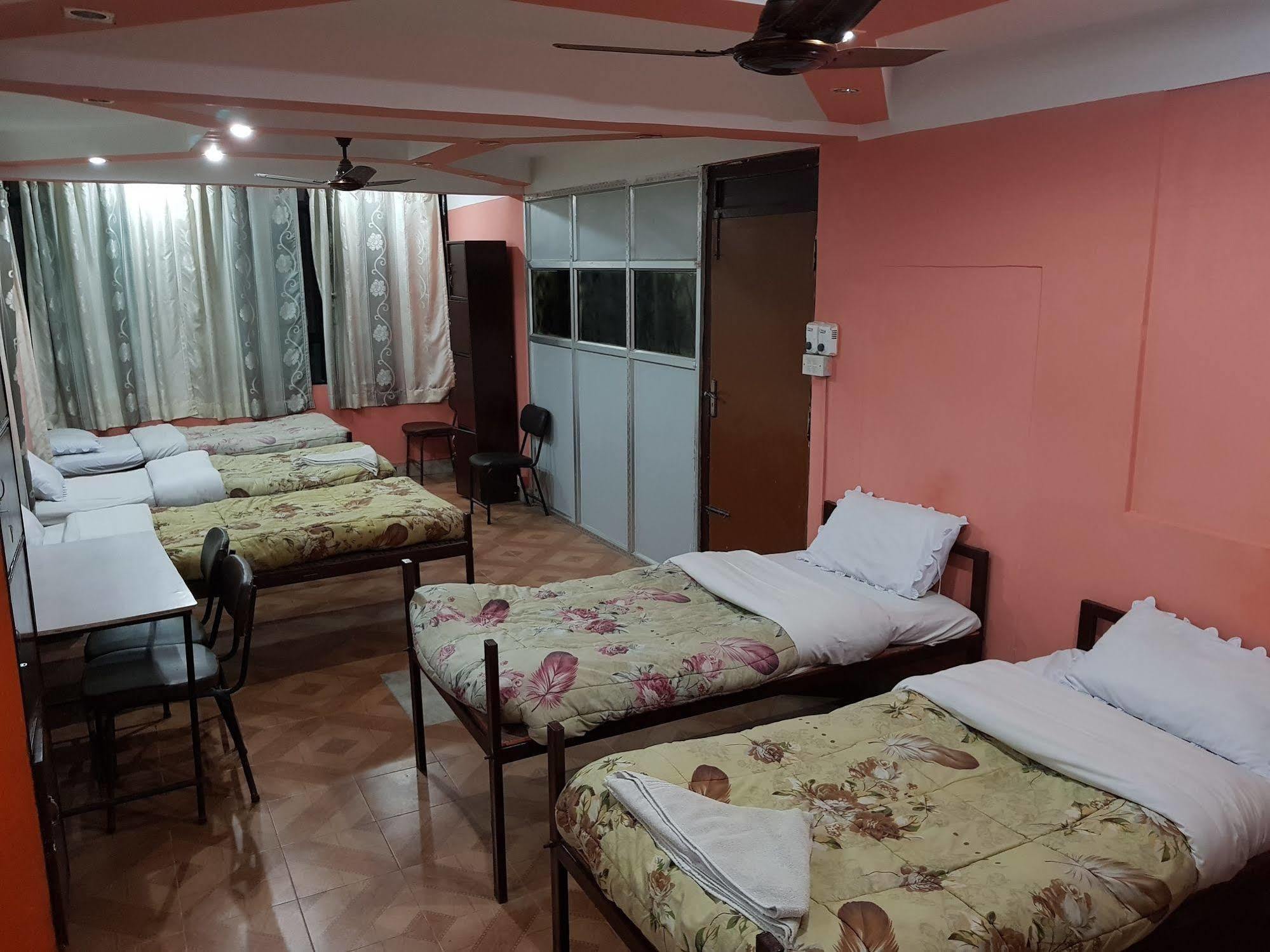 Hotel Lotus Buddha Inn Katmandu Dış mekan fotoğraf